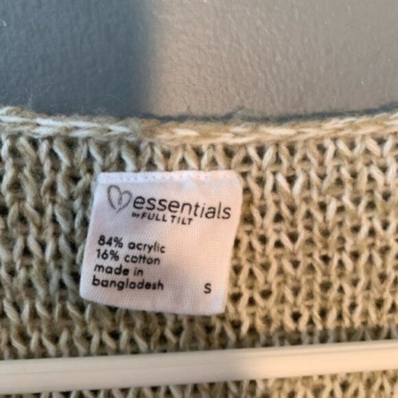 Essentials by Full Tilt Marled Step Hem Sweater - Picture 7 of 8